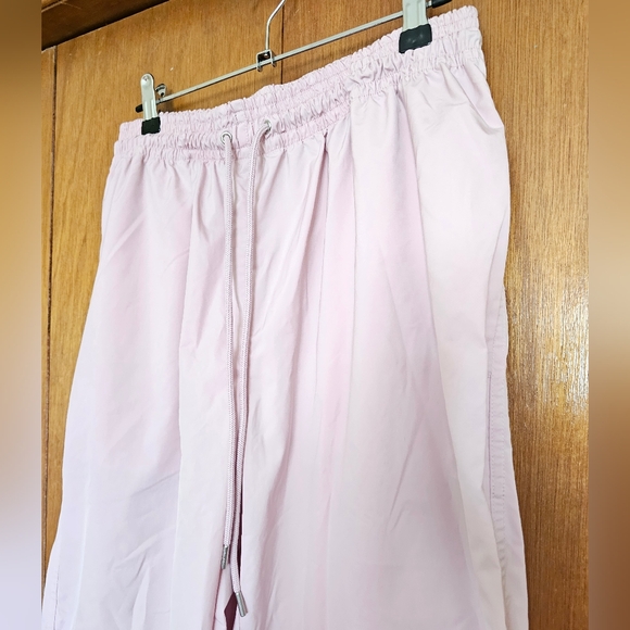 Aritzia Wilfred Free Volga Pant. Size M - Picture 5 of 10